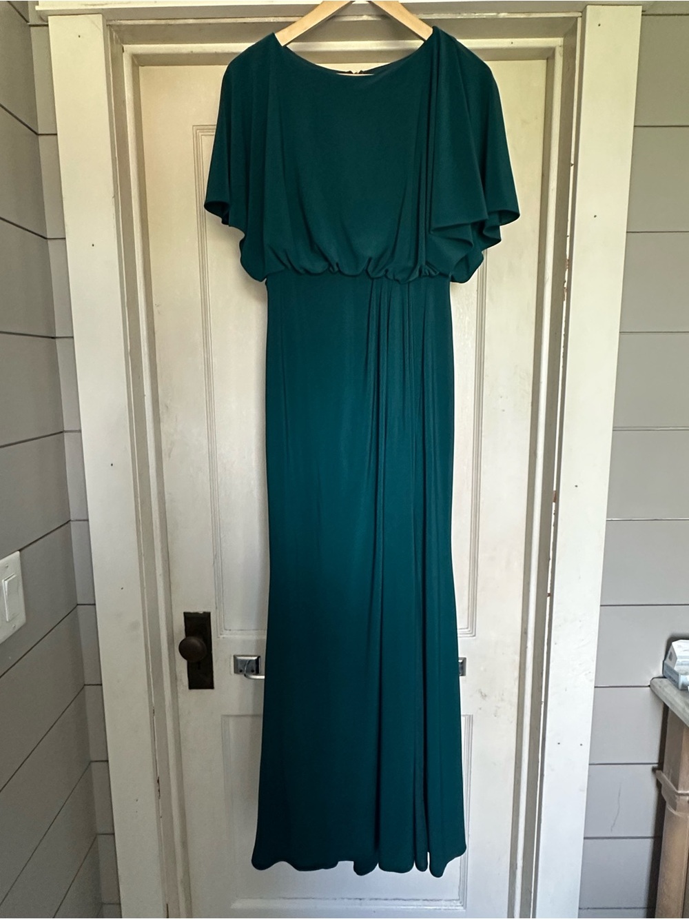 Elegant Emerald Green Maxi Dress with slit